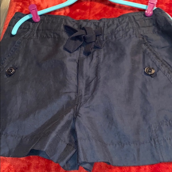 Shorts - Picture 6 of 7